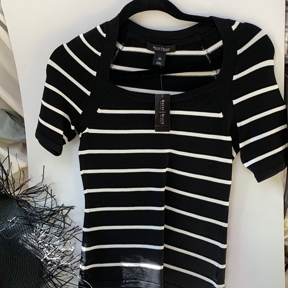 White House Black Market WHBM Bandage Bodycon Top Black White Ecru Short Sleeve